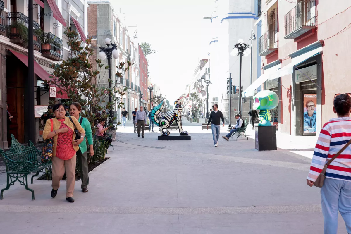 ¡Ojo motociclistas! Multarán a quienes circulen por la peatonalización de la 16 de Septiembre 9 Fotos Calle 16 de Septiembre Peatonalizada 4