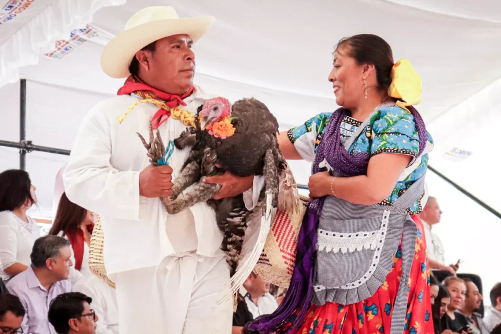 Mole de Caderas uno de los “10 mejores platillos” de Mexico: Sergio Salomón inaugura temporada 30 Gobernador Sergio Salomon Inauguracion Temporada de Mole de Caderas 7