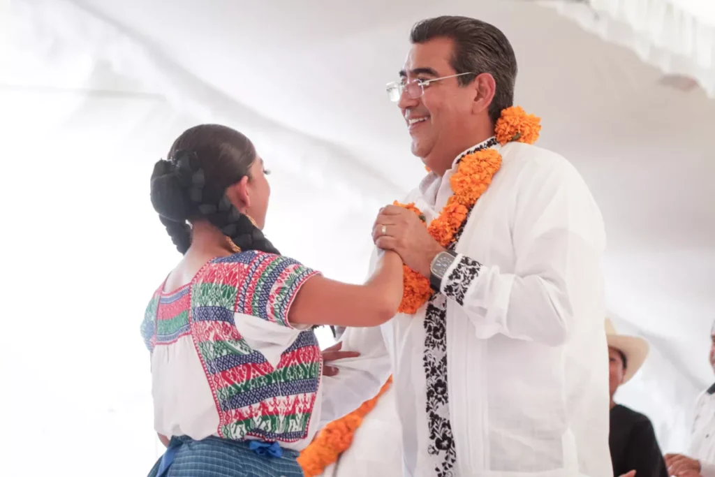 Mole de Caderas uno de los “10 mejores platillos” de Mexico: Sergio Salomón inaugura temporada 26 Gobernador Sergio Salomon Inauguracion Temporada de Mole de Caderas 8