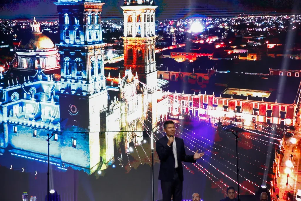 Lalo Rivera destaca logros en materia de seguridad, obra pública y economía en Puebla 26 Informa de Actividades Eduardo Rivera Puebla 5