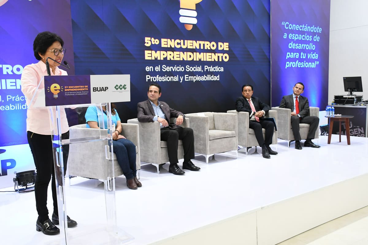 Inaugura Lilia Cedillo 5° Encuentro de Emprendimiento en el Servicio Social, Práctica Profesional y Empleabilidad 1 Encuentro de Emprendimiento en el Servicio Social, Práctica Profesional y Empleabilidad