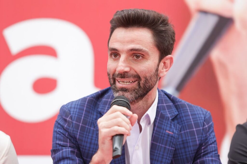 "Soy fundador de Morena Puebla y tengo méritos para competir por la gubernatura": Abdala 19 Rodrigo Abdala méritos para la gubernatura de Puebla