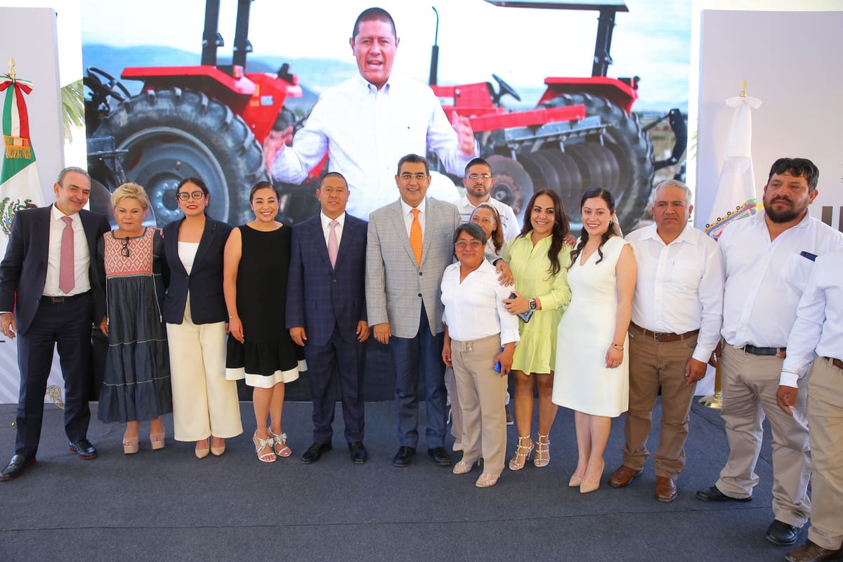 Sergio Salomón invita a las y los presidentes municipales en Puebla a impulsar estrategias que fortalezcan los valores 1 Sergio Salomón invita a las y los presidentes municipales en Puebla a impulsar estrategias que fortalezcan los valores