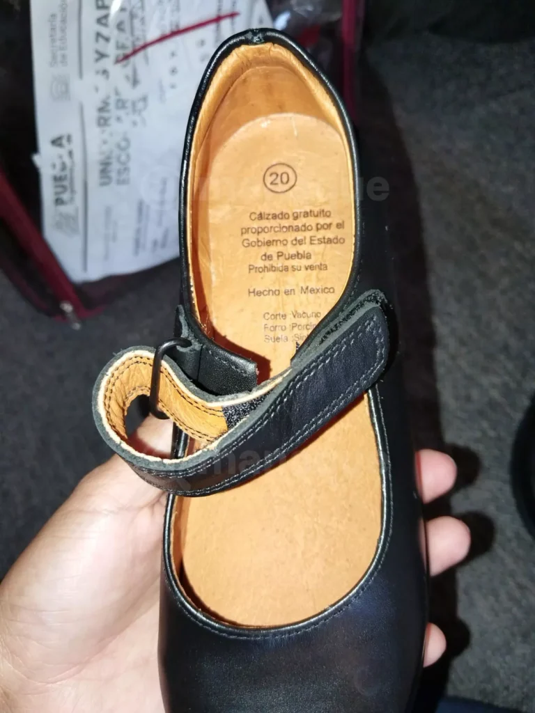 FOTOS: Estos son los uniformes escolares que entregó el gobierno de Puebla