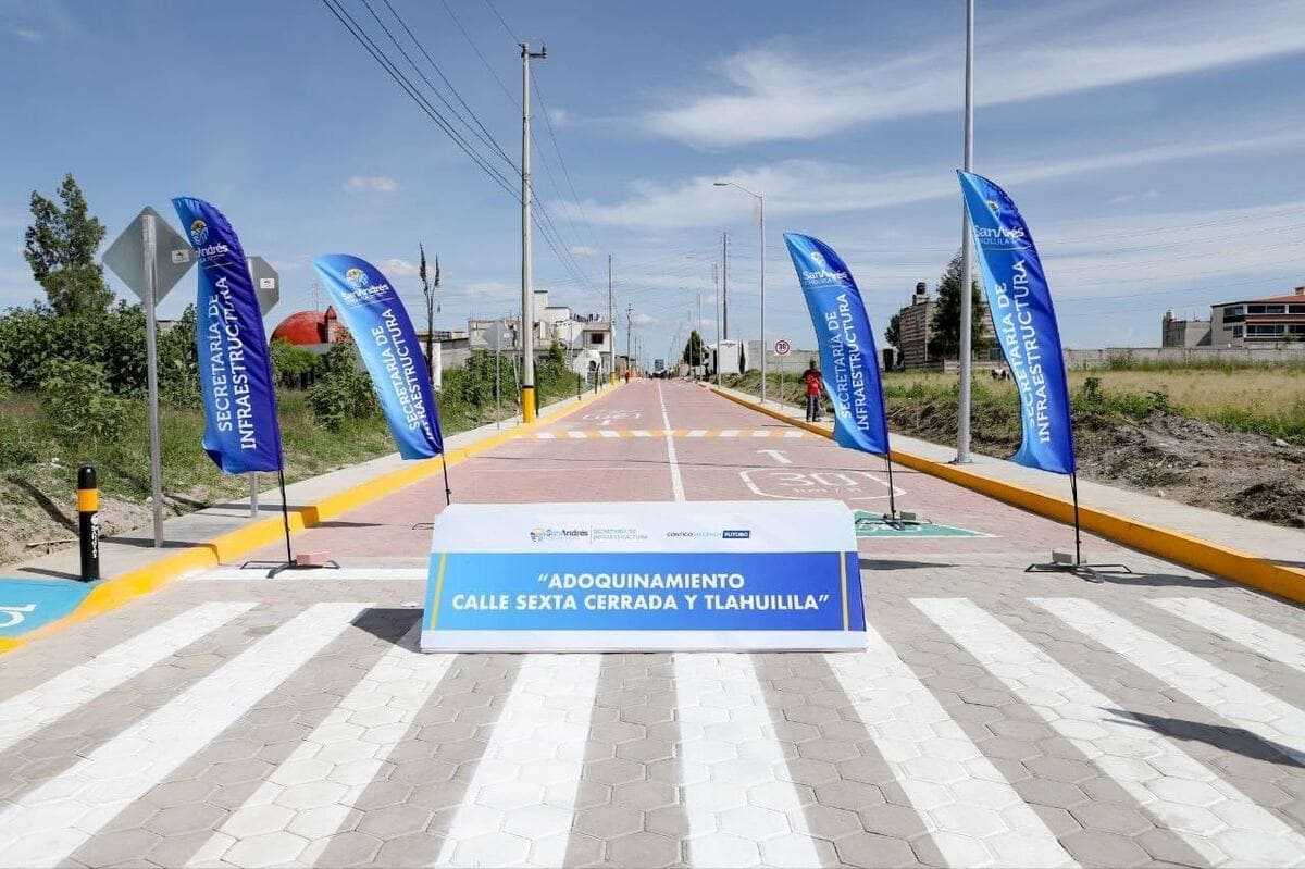 Inaugura Mundo Tlatehui el adoquinamiento de la calle Sexta Cerrada y Tlahuilila en la cabecera municipal 1 Inaugura Mundo Tlatehui el adoquinamiento de la calle Sexta Cerrada y Tlahuilila en la cabecera municipal