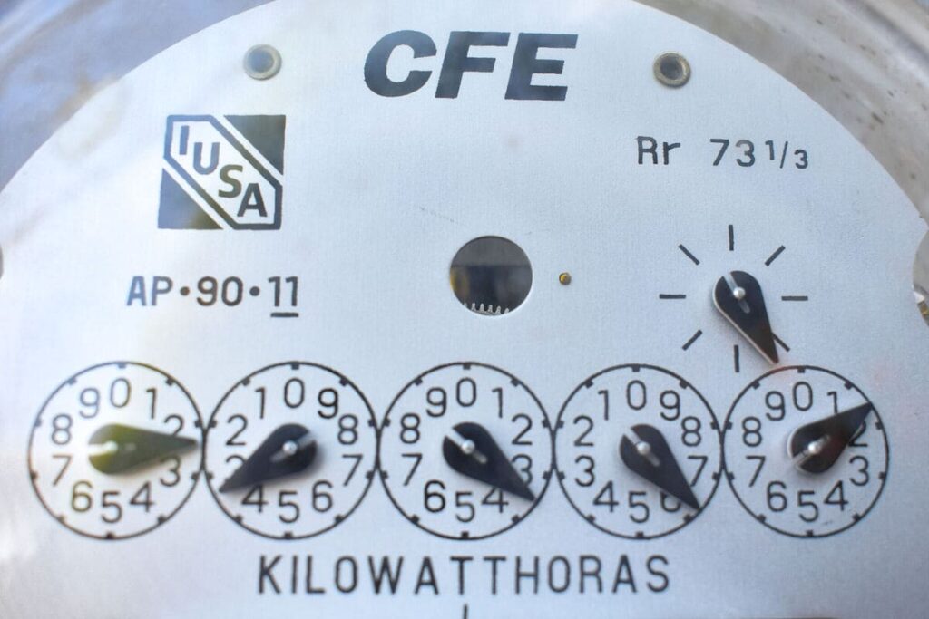 Consejos para ahorrar electricidad y evitar sorpresas en el recibo de la CFE