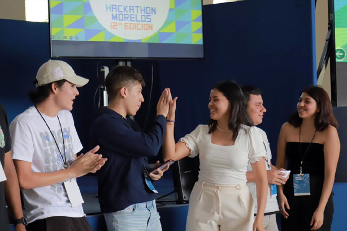 Alumno BUAP integra equipo ganador del primer lugar del HackMorelos 1 alumno buap
