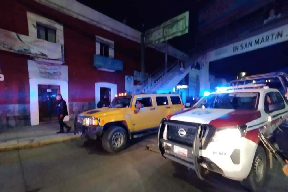 Seguridad Pública de San Martín Texmelucan recupera camioneta con reporte de robo 1 Seguridad Pública de San Martín Texmelucan recupera camioneta con reporte de robo