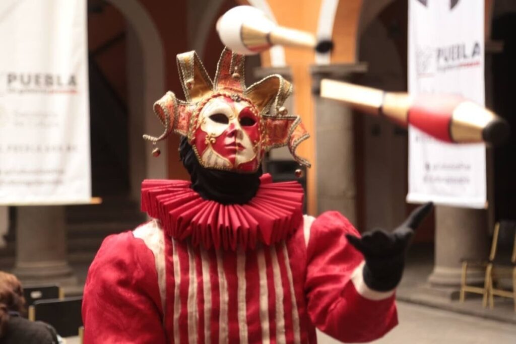 Circo Ollin en V Festival Artes Escénicas