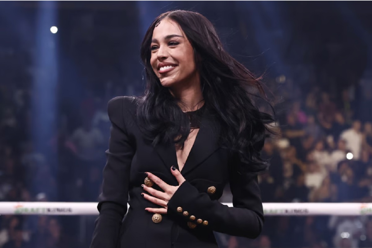 ¡México te amo! Así cantó Danna Paola el himno nacional en la pelea del Canelo (VIDEO) 1 danna paola himno nacional