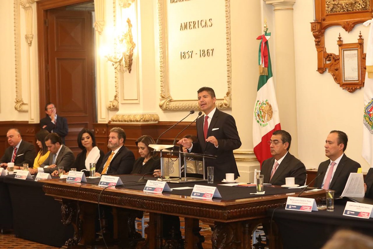 Lalo Rivera llama a la unidad política y de instituciones, sin distinciones de partidos 9 eduardo rivera 1