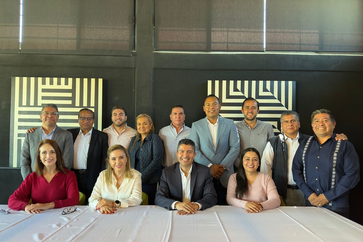Eduardo Rivera agrupa a Paola Angón de cara al 2024 3 eduardo rivera y paola angon