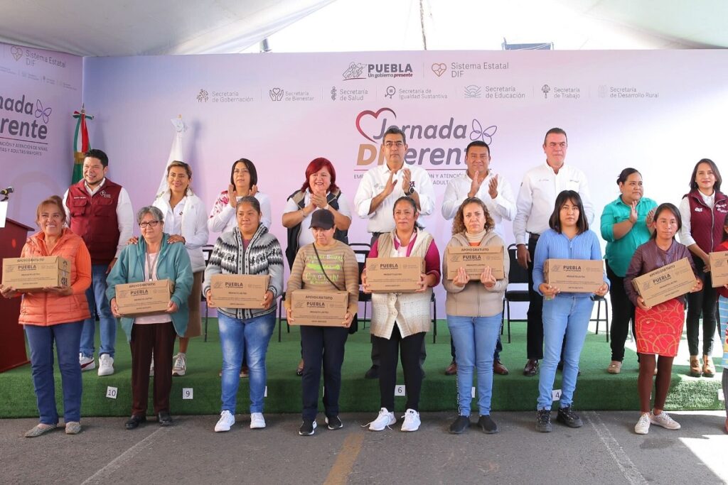 gobierno estatal favorece a poblanos