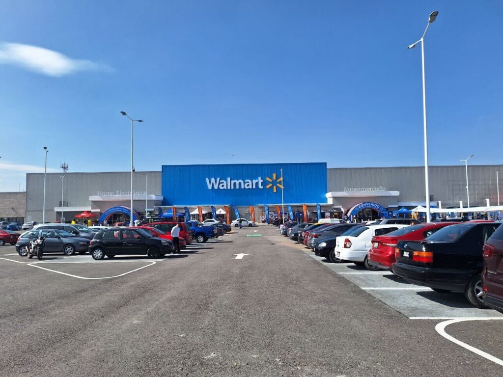 inauguran walmart villa verde 1
