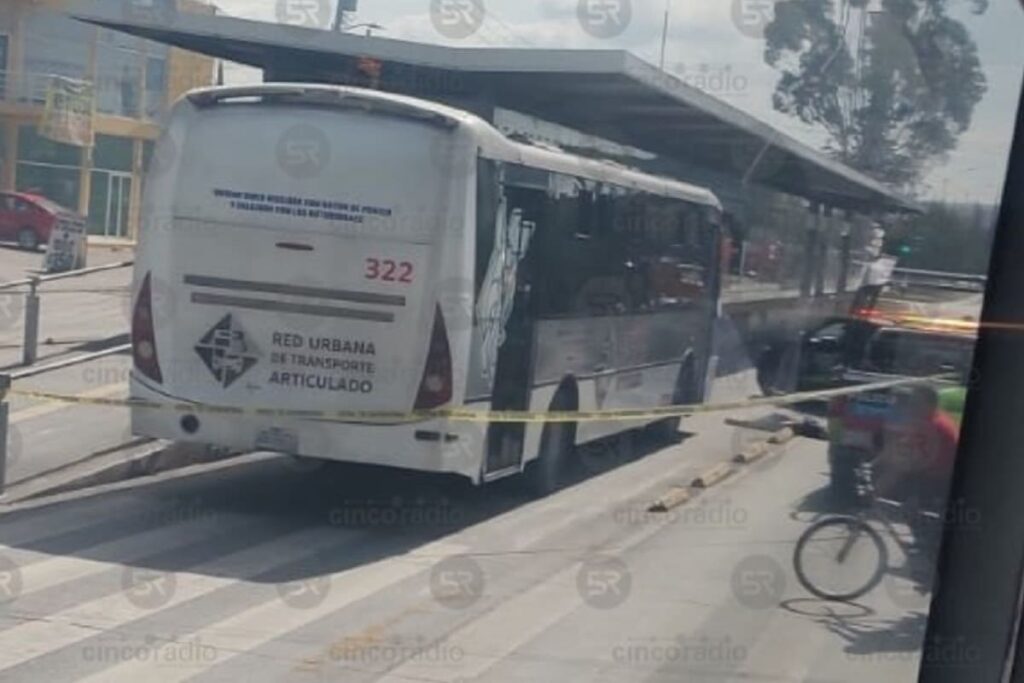 Mujer muere atropellada por unidad de RUTA en la 11 Sur en Puebla