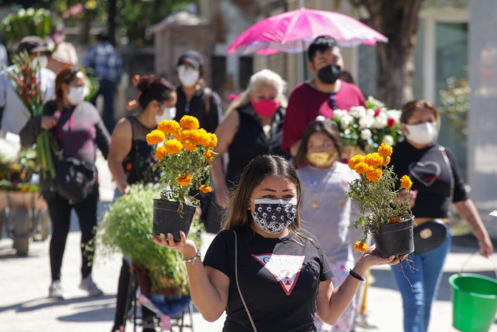 dan mantenimiento a panteones de san andrés cholula