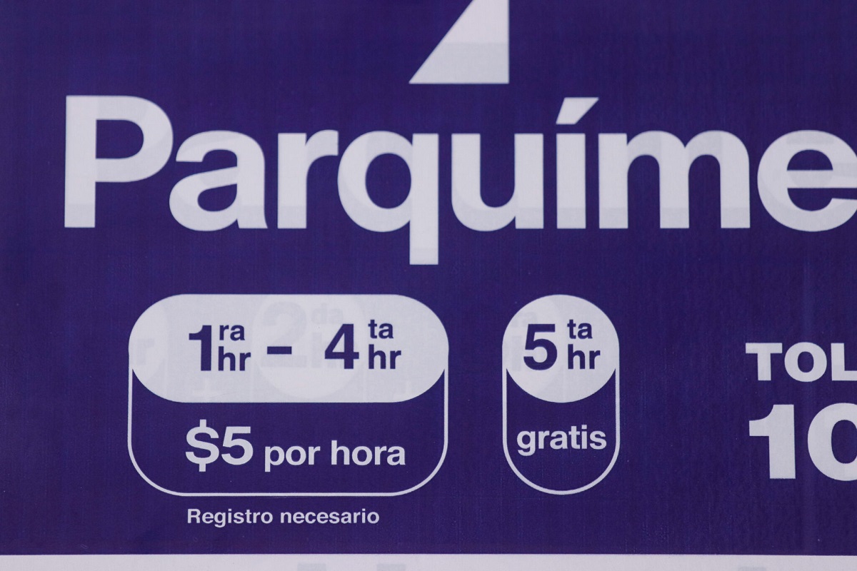 Parquímetros de Puebla mantendrán quinta hora gratis: Lalo Rivera 10 parquímetros de puebla mantendrán hora gratuita