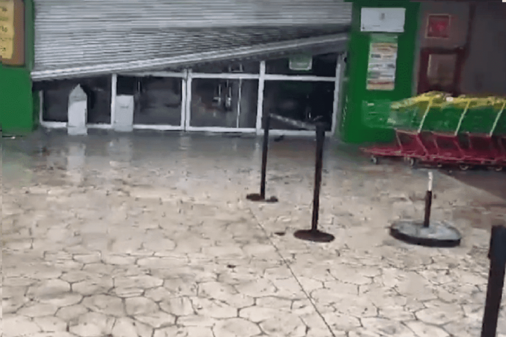 saqueo huracan norma 1