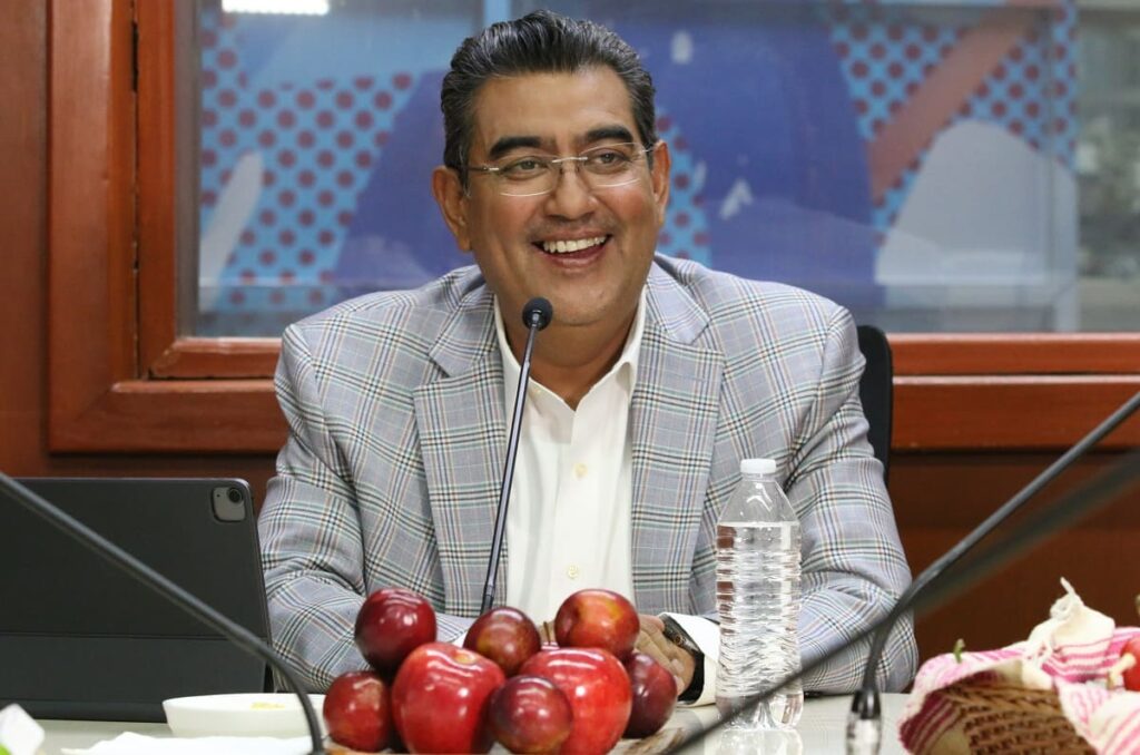 sergio salomon ahi va el golpe sicom 1