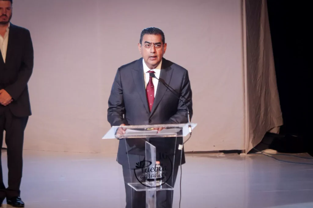 CCE entrega casa a familia de policía estatal asesinado en Zacatlán 12 20231109162737 IMG 0221