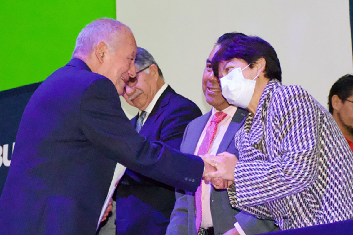 Lilia Cedillo entrega reconocimiento por antigüedad a 505 trabajadores 8 A Reconocimientos 14