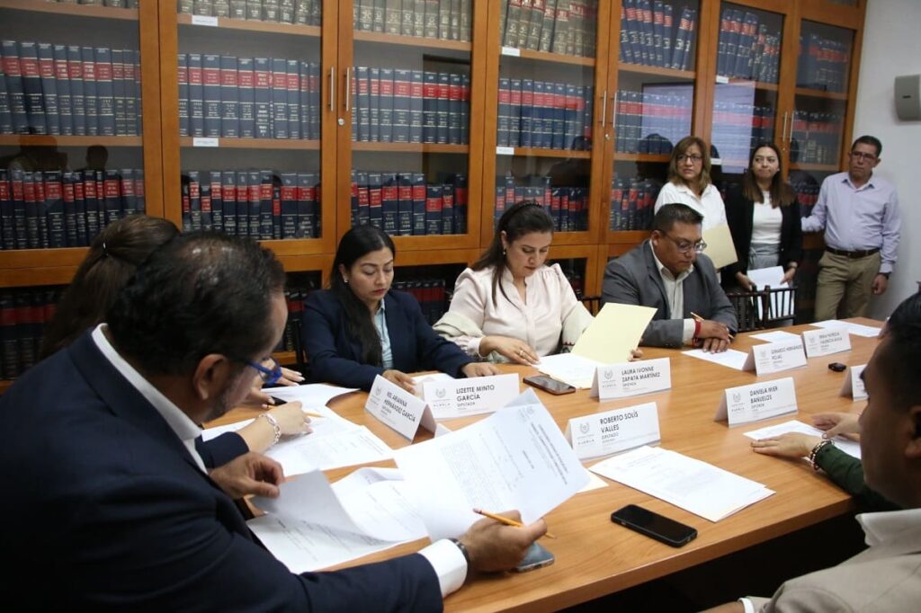 Congreso de Puebla comisiones