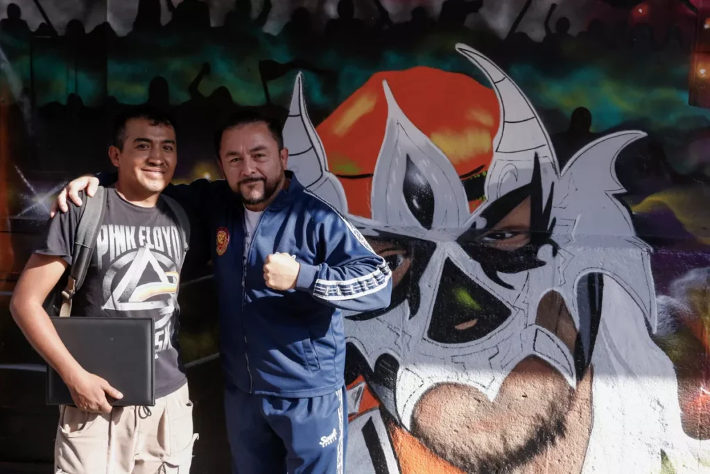 FOTOS: Arena Puebla estrena mural con los luchadores más emblemáticos de México 18 Inauguracion Mural Arte Lucha en la Arena Puebla 11