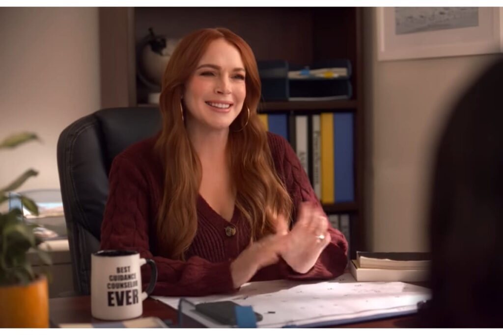 Lindsay Lohan comercial Walmart 1