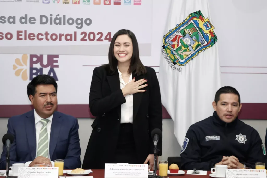 Mesa de Dialogo para el Proceso Electoral 2024 Puebla MORENA PAN VERDE PRI 2