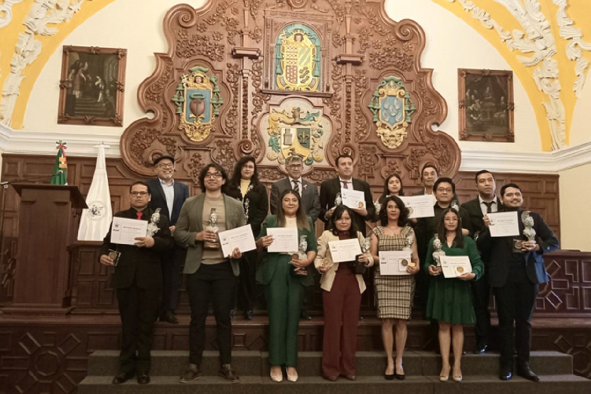 Premia BUAP a las mejores tesis de posgrado 2 Premia BUAP a las mejores tesis de posgrado