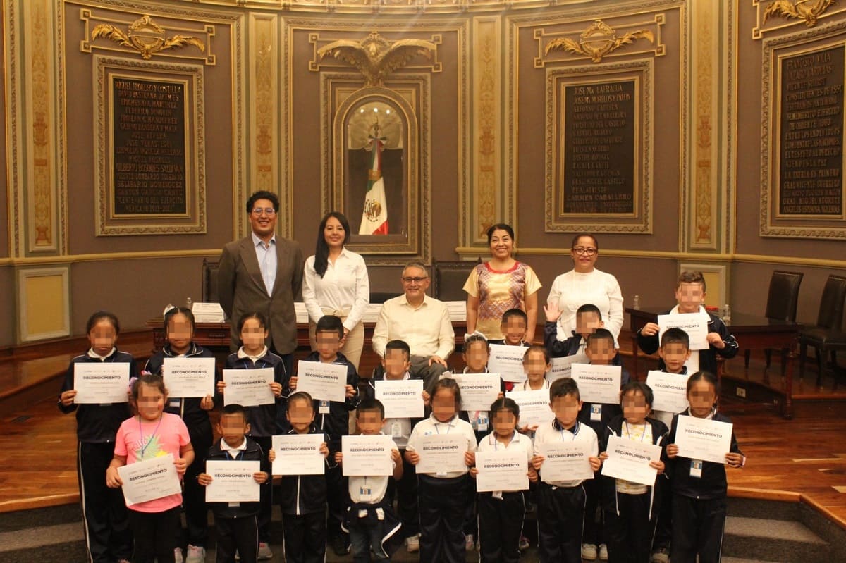 Voluntariado del Congreso recibió a estudiantes del albergue rural "Melecio A. Ríos Figueroa" 1 congreso de Puebla 1 2