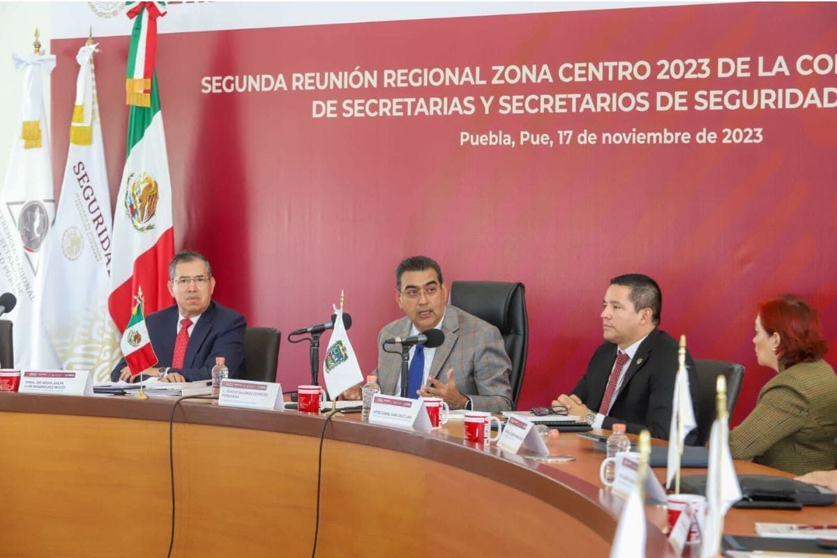 Cooperación y coordinación, esencial para enfrentar la delincuencia: Sergio Salomón 1 Sergio Salomón