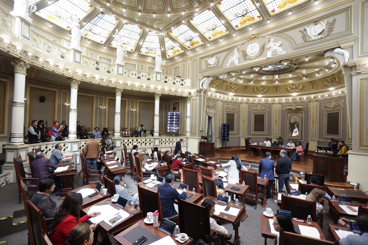 Más de la mitad de diputados del Congreso de Puebla solicitarán licencia para buscar un cargo 1 diputados pedirán licencia en puebla