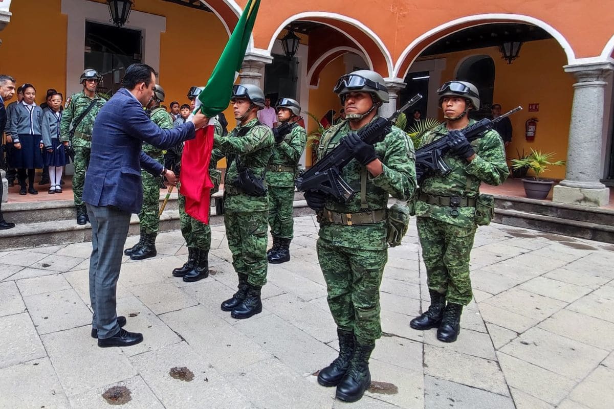 Se realiza en el Congreso del Estado Ceremonia de Incineración de Bandera 1 Congreso