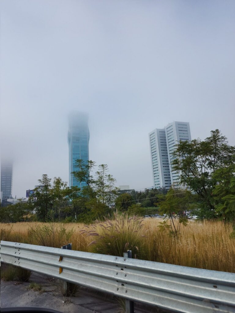 FOTOS: Así amanece la ciudad de Puebla cubierta de neblina 9 neblina ciudad de puebla