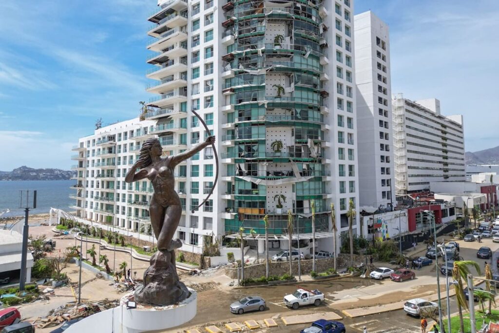 Reconstrucción de Acapulco costará 61 mil mdp