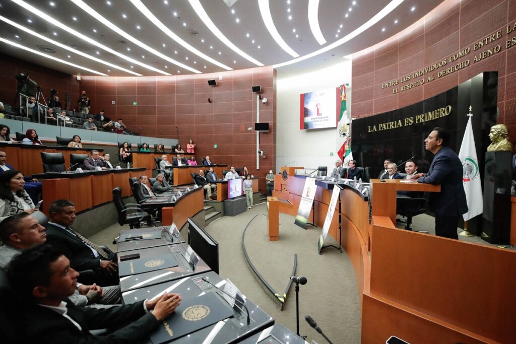 Morena presenta acuerdo para que perdedores en las gubernaturas vayan por el Senado