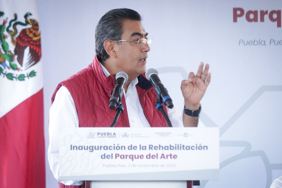 Gobernador llama al Ayuntamiento de Puebla a garantizar seguridad en mercados tras balacera en el Morelos 10 sergio salomon balacera mercado morelos