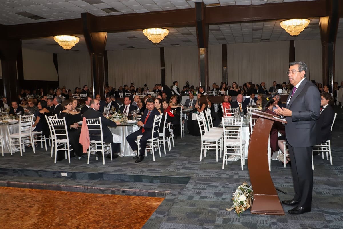 Asiste Sergio Salomón a la celebración del 50 Aniversario del Centro Mexicano Libanés de Puebla 1 Sergio Salomón aniversario centro mexicano libanés