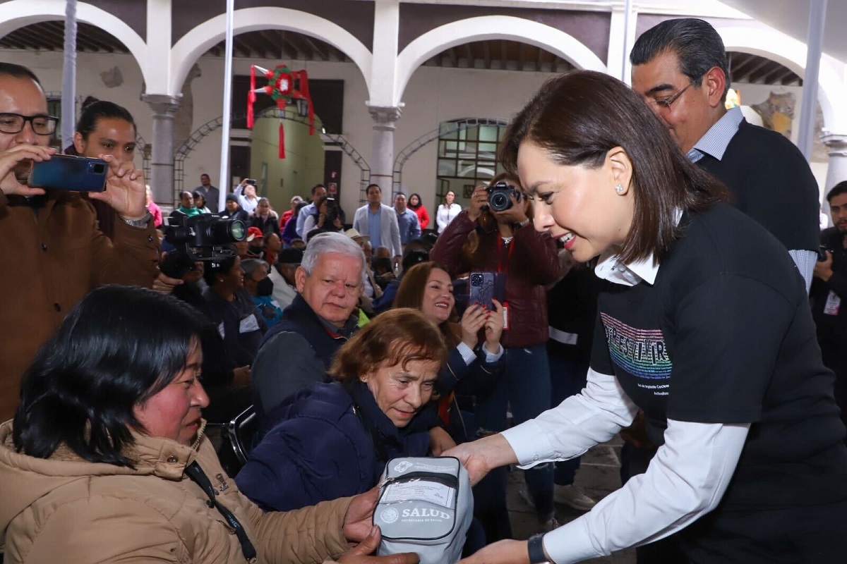 Refrendan Sergio Salomón y Gaby Bonilla compromiso con quienes más lo necesitan 8 25e97137 ab85 437b 87da c1e7fdbcf172