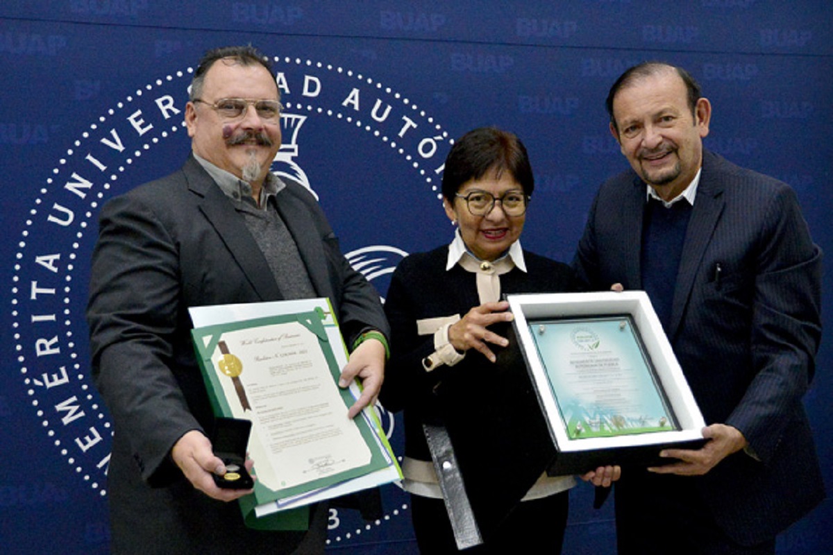 La BUAP, segunda universidad más sustentable de México 8 A UnivSustentable 0