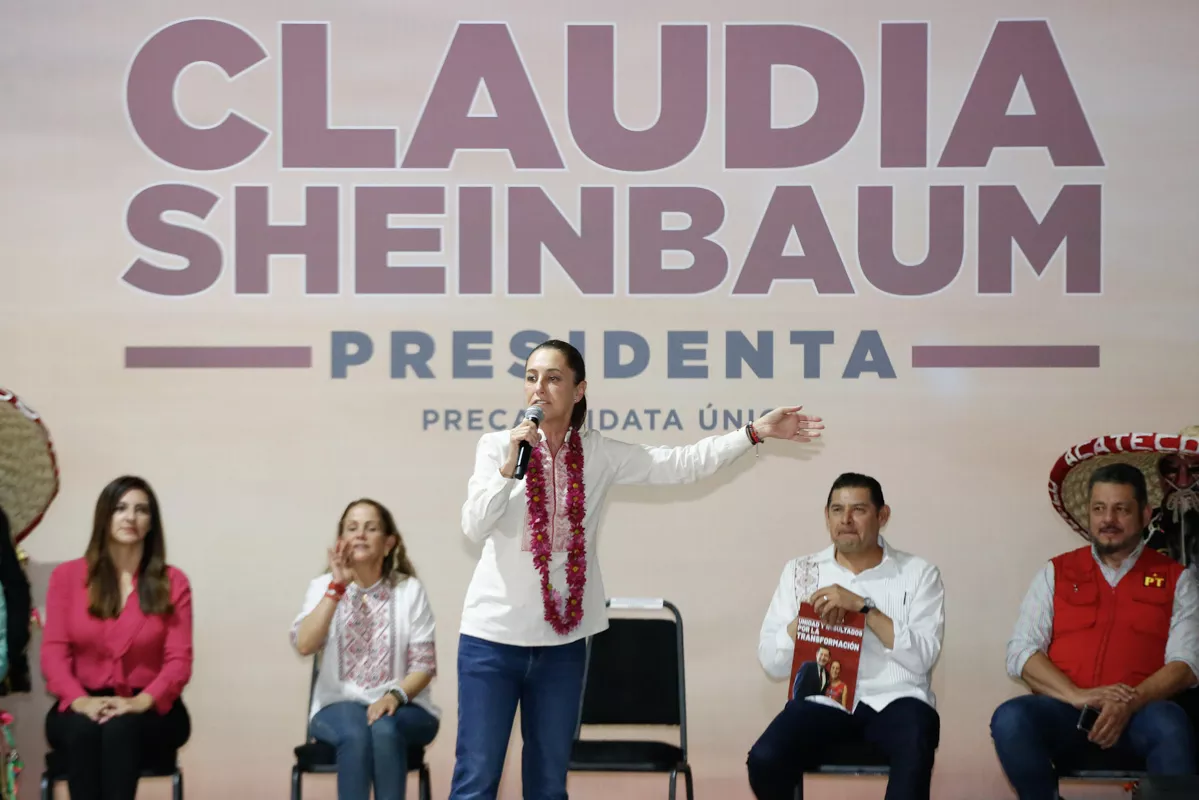 Claudia Sheinbaum Ajejandro Armenta en Acatlan de Osorio 8
