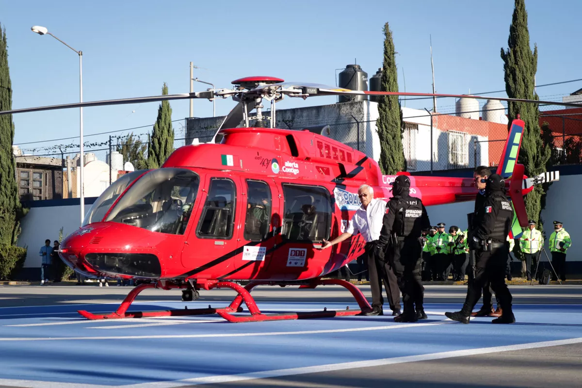 FOTOS: Para reforzar la seguridad en Puebla, Eduardo Rivera entrega helicóptero “Arcángel” 15 Eduardo Rivera presentacion del nuevo helicoptero Arcangel 5