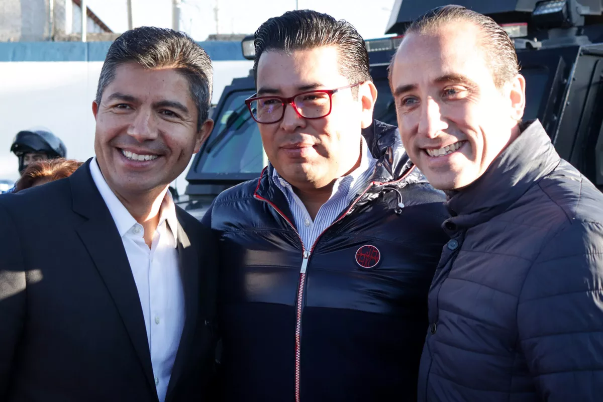 FOTOS: Para reforzar la seguridad en Puebla, Eduardo Rivera entrega helicóptero “Arcángel” 16 Eduardo Rivera presentacion del nuevo helicoptero Arcangel 7