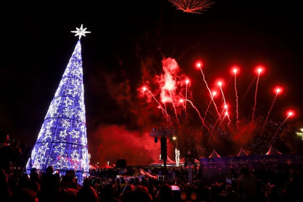 Encendido de árbol de navidad San Andrés Cholula