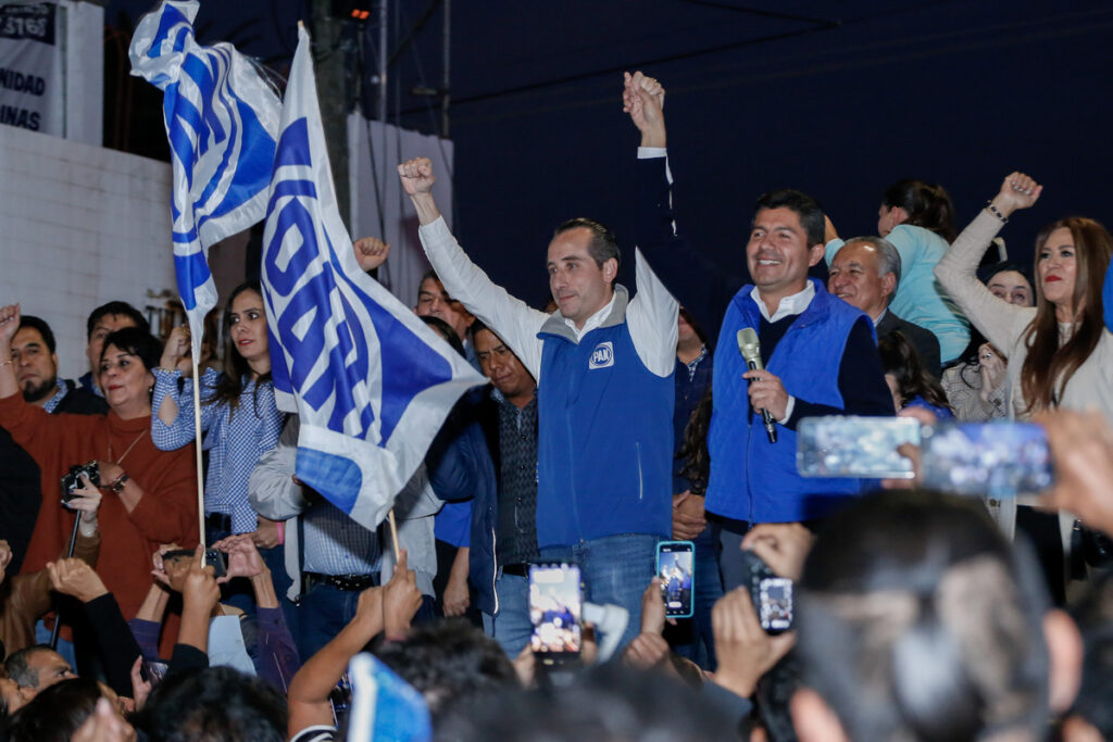 Le daremos continuidad al gobierno municipal, asegura Mario Riestra al registrarse como precandidato del PAN 8 IMG 1722