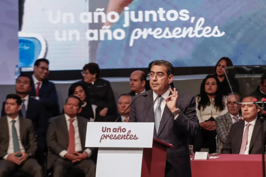 Informe de gobierno gobernado de Pueblar Sergio Salomon 5