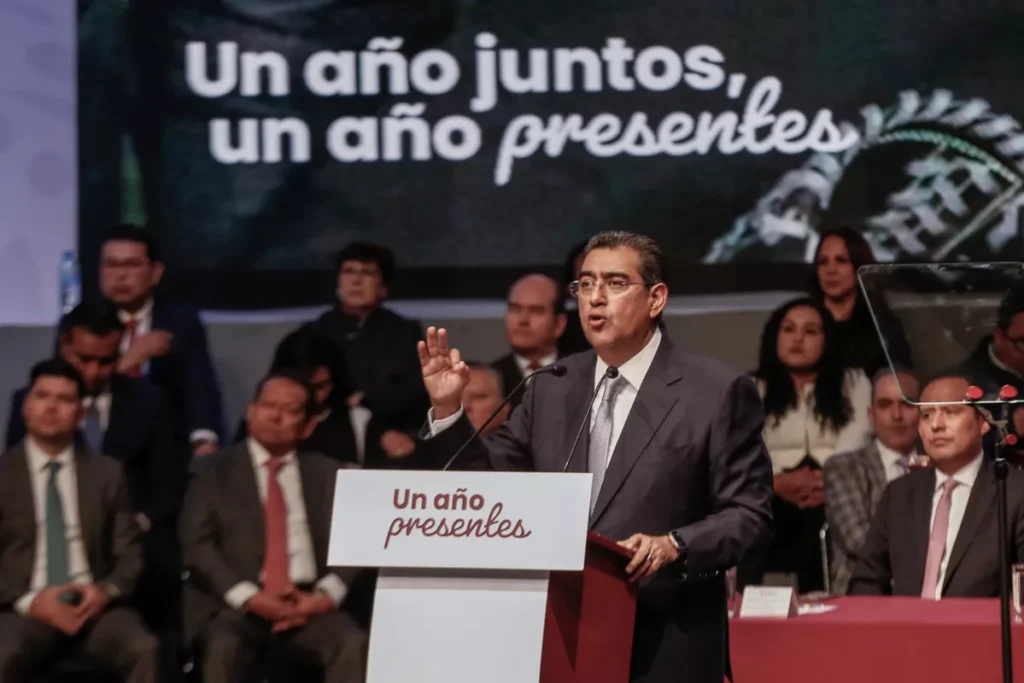 Informe de gobierno gobernado de Pueblar Sergio Salomon 6