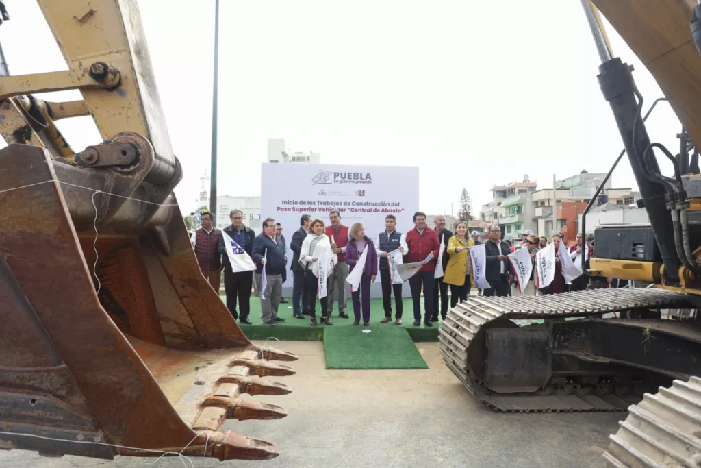 Distribuidor Central de Abasto costará 392 mdp; solo tendrá recursos estatales 19 Paso Vehicular Central de Abasto