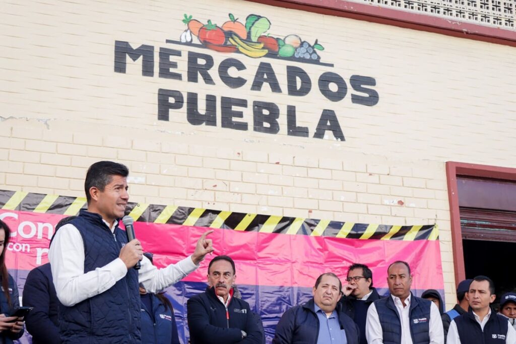 eduardo rivera rehabilitacion de mercados 1